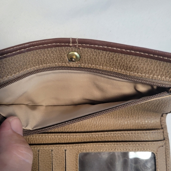 Liz Claiborne VTG 90's Brown Leather Bifold Snap Closure Wallet - Picture 7 of 10